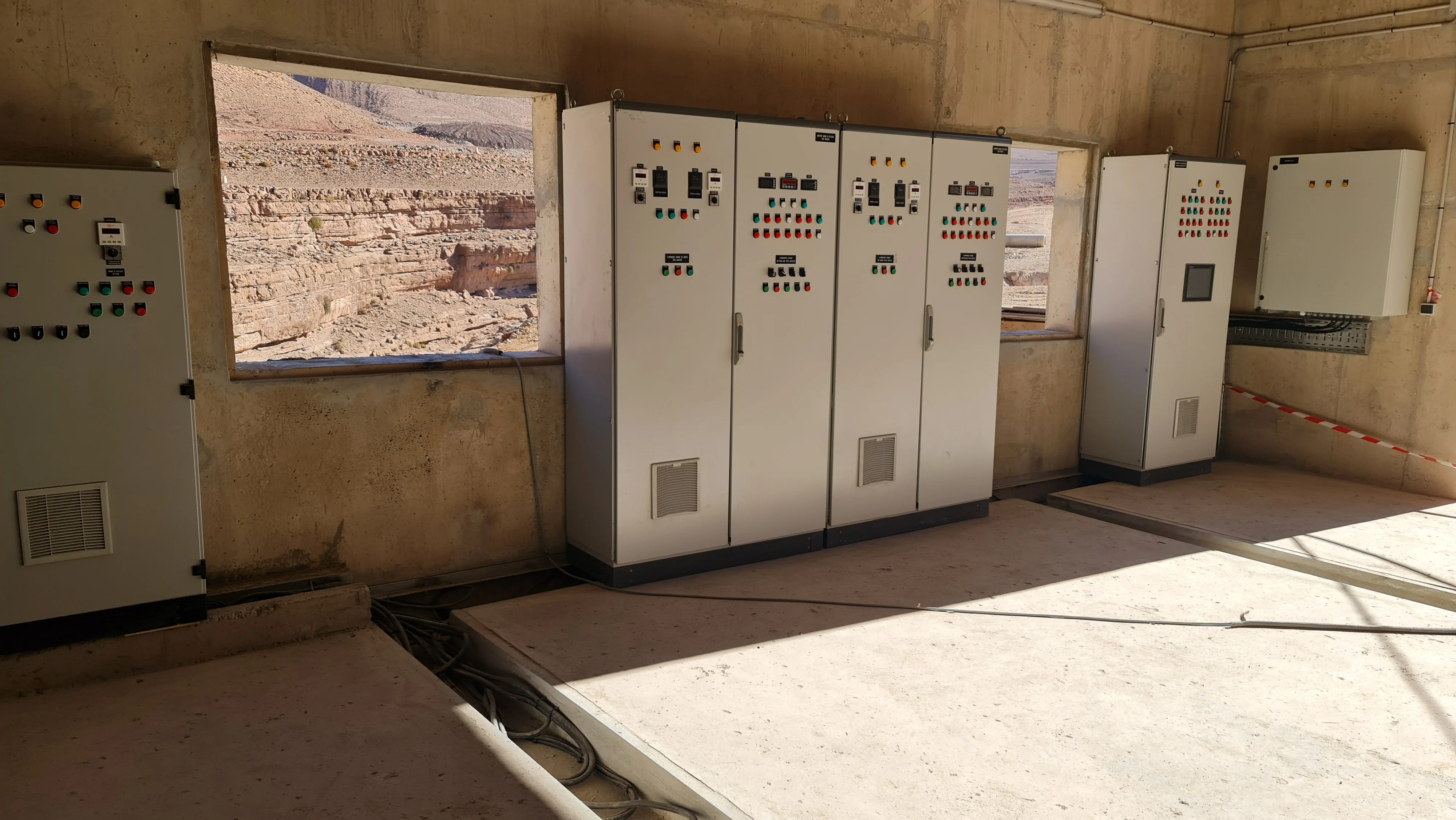 Advanced electrical control systems by MACOBATE
