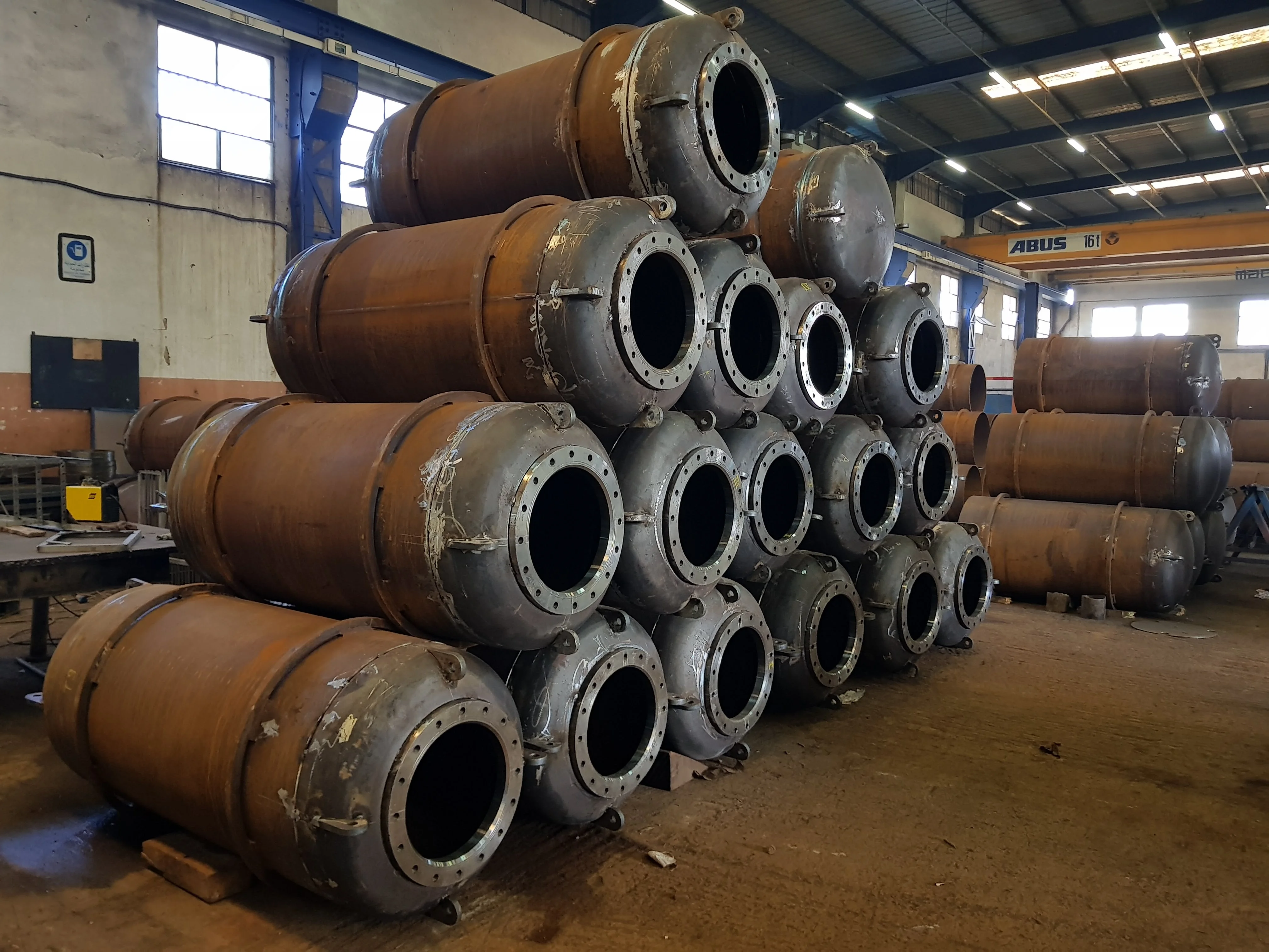High-pressure vessel fabrication at MACOBATE